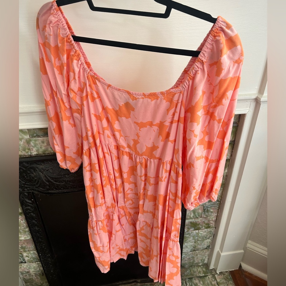 Pretty short dress!